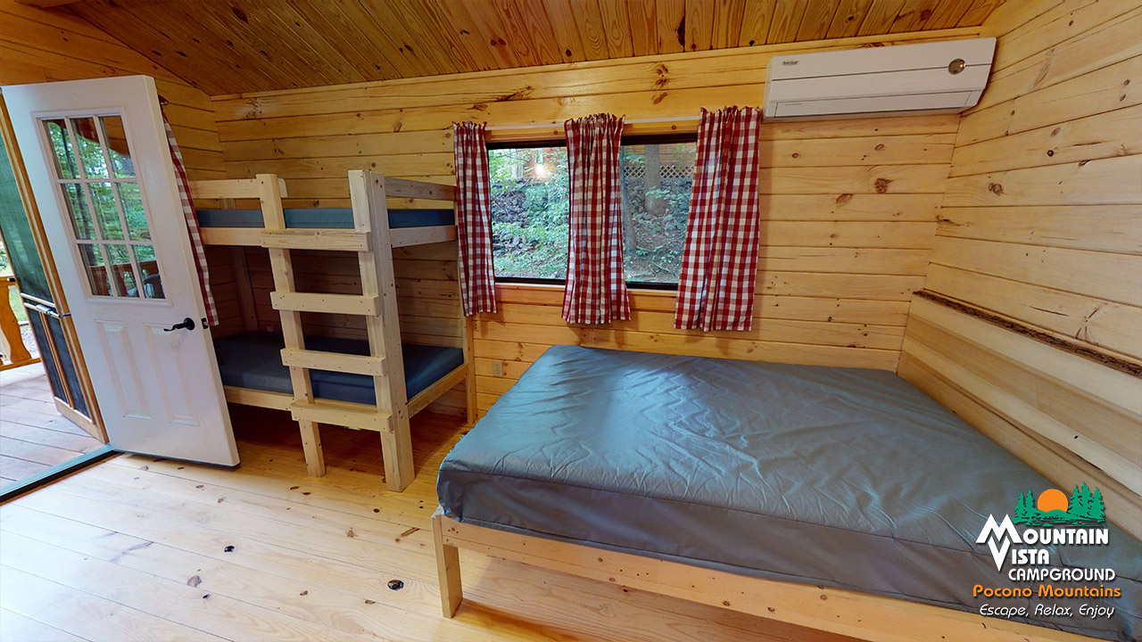 ACCESSIBLE DELUXE CABIN