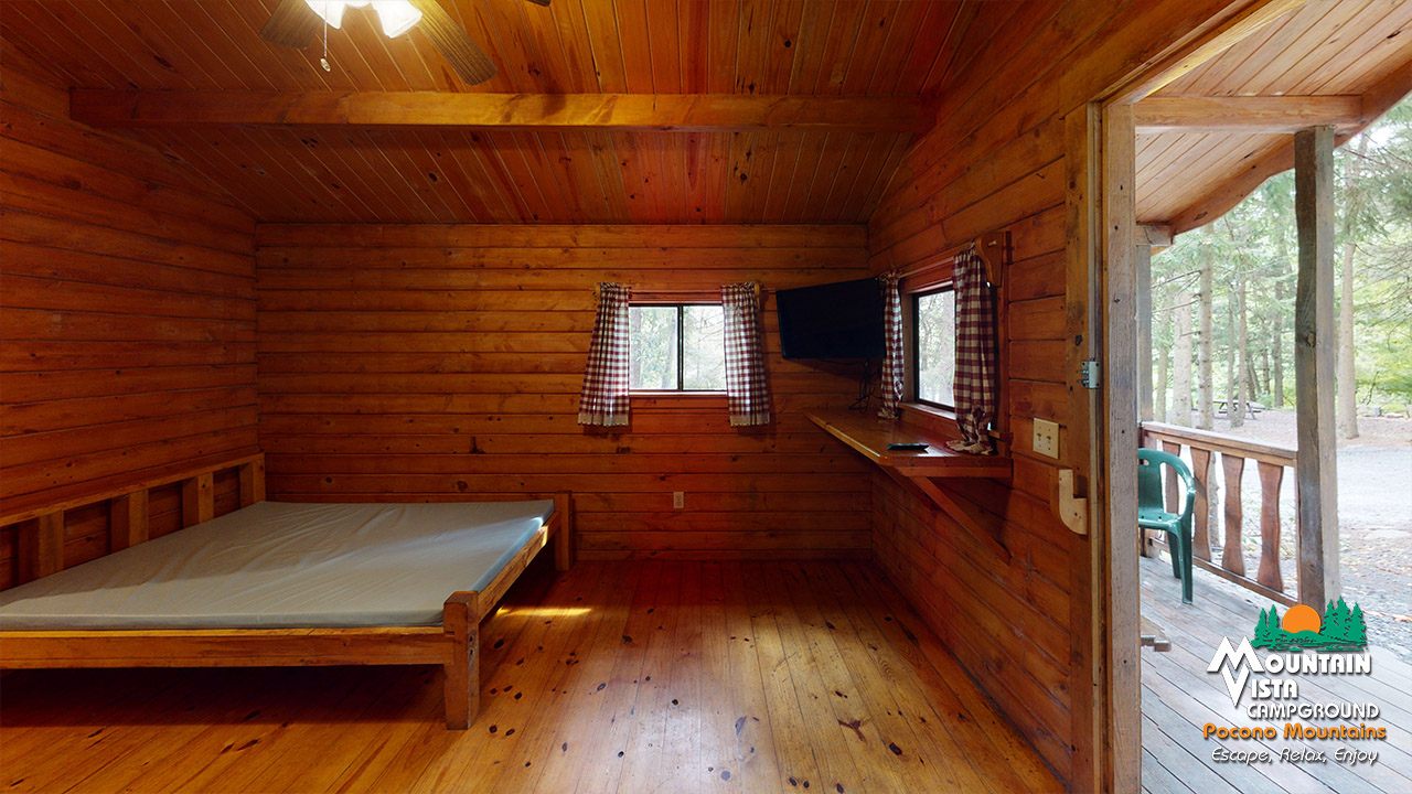 CABIN CAMPING WITH BATH