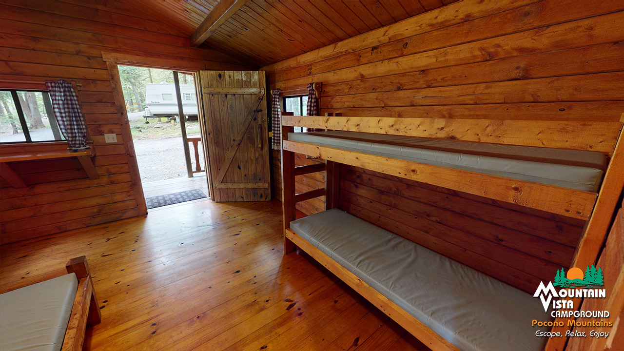 CABIN CAMPING WITH BATH